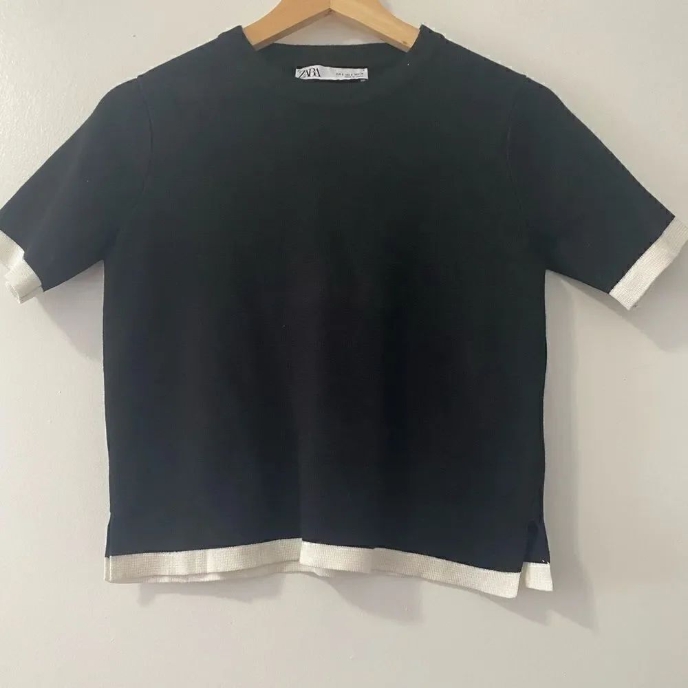 Zara black cropped top - Picture 1 of 3